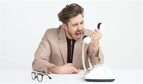 Tech support scammers lure victims with fake antivirus billing emails.